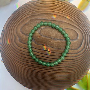 Pulseira de Quartzo Verde Esfera 6mm – Saúde e Conexão com a Natureza