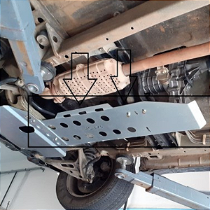 PROTETOR CAMBIO COM CAIXA TRANSFERENCIA TRACKER GRAND VITARA