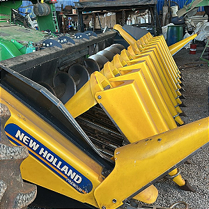 PLATAFORMA DE MILHO NEW HOLLAND PREMIUM - ANO 2022