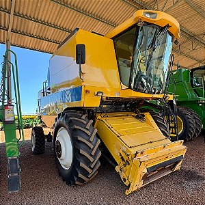 COLHEITADEIRA NEW HOLLAND TC 5090 - ANO 2014