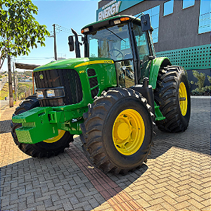 TRATOR JOHN DEERE 6145J - ANO 2011
