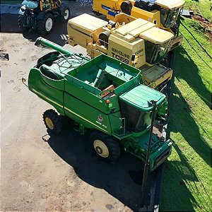 COLHEITADEIRA JOHN DEERE STS 9570 - Ano 2014