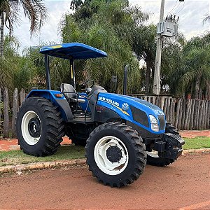 TRATOR NEW HOLLAND TL 75E - Ano 2013