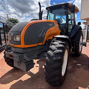 TRATOR VALTRA BT 210 - Ano 2013