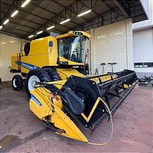 COLHEITADEIRA NEW HOLLAND TC 5.90 - Ano 2020