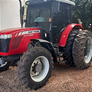 TRATOR MASSEY FERGUSON 4290 - Ano 2018