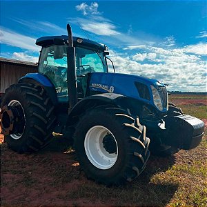 TRATOR NEW HOLLAND T7 240 - Ano 2018