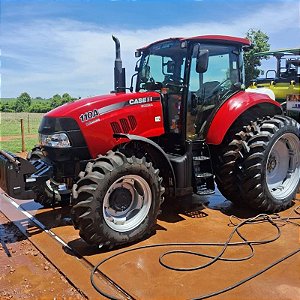 TRATOR CASE FARMALL 110A - Ano 2024