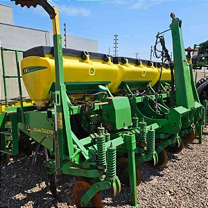 PLANTADEIRA JOHN DEERE 1111 - Ano 2017