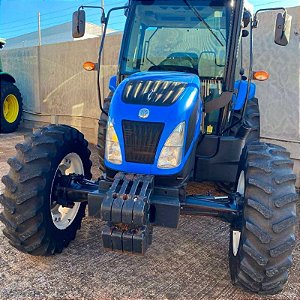 TRATOR NEW HOLLAND TL 75 - Ano 2015