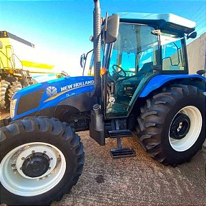 TRATOR NEW HOLLAND TL 75 - Ano 2015