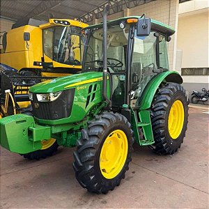TRATOR JOHN DEERE 5080E  - Ano 2019