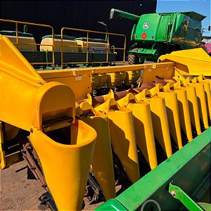 PLATAFORMA DE MILHO NEW HOLLAND - Ano 2011