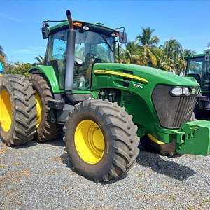 TRATOR JOHN DEERE 7230J - Ano 2022