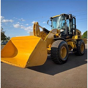 PÁ CARREGADEIRA CATERPILLAR 938K - Ano 2022