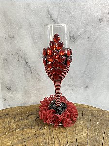TAÇA LUXOVERMELHO E PRETO