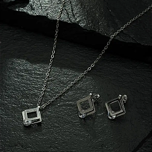 Conjunto Aço Inox Triângulo com Pedra - Design Moderno e Sofisticado