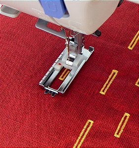 Calcador de Caseado de Botão de 4 Passos para Máquina de Costura Mecânica – 200123006