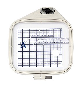 Bastidor de Bordado 12,6 ×11 cm para máquinas de bordar MC300E, MC350E, MC370E e ELNA 8300 – 852807011
