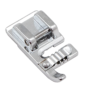 Calcador para Aplicação de Cordão Triplo para Máquinas de Costura Mecânica – 200126009