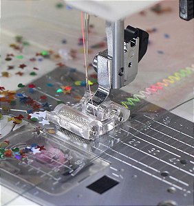 Calcador com rolete para costura de tecidos difíceis – 200316008