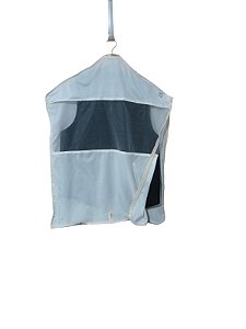 Capa Protetora Casaquinho Em Microfibra e Visor Organza 80x60cm Offwhite