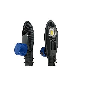 Luminária LED pública 50W COB com sensor fotocélula IP67.