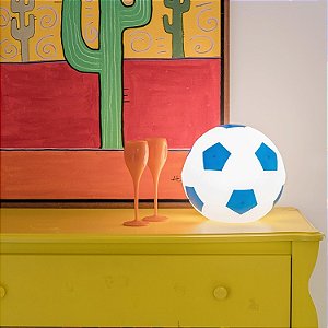 Luminária Bola de Futebol Ø25,5x24cm Polietileno Branco e Azul.