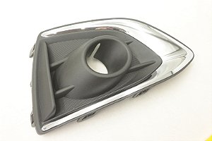 Moldura Farol De Milha Ld Gm Cruze 2020 2021 Sem Sensor Orig
