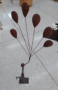 Escultura Menia Dalco