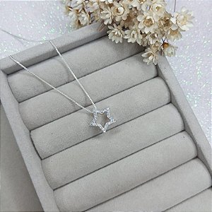 Colar Estrela Vazada Cravejada