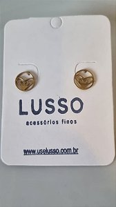 Brinco inox dourado P com pingente de coração vazado