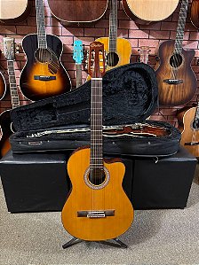 Violão Condor nylon elétrico com cutway regulado