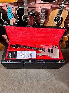 Guitarra Savage superstrato HS zerada cap EMG na ponte com hardcase