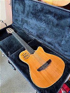 Violão Godin acs sa nylon midi elétrico com hardcase regulado