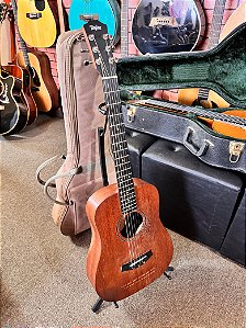 Violão Taylor baby Bt2 elétrico mogno regulado