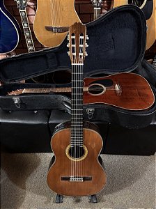 Violão Takamine Japonês nylon modelo N° 5 tampo sólido elétrico