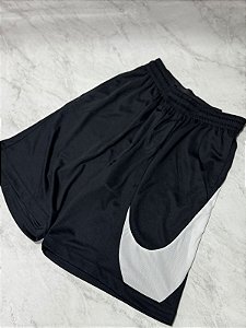 Short Nike Facao Preto