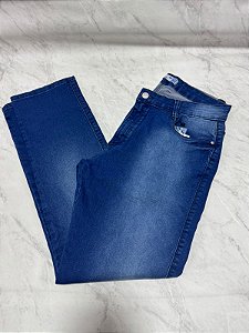 Calça Jeans (Corte Reto)