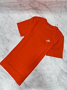 Camiseta Nike Sportwear Laranja