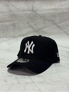 Boné New Era Preto