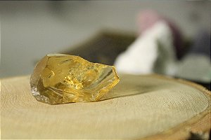 Citrino natural bruto - energia e prosperidade - 5 a 10g