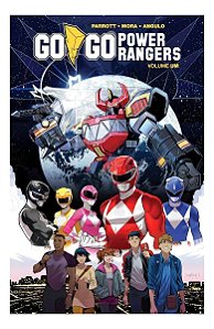 Go Go Power Rangers - Volume 1