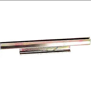SUPORTE DO VIDRO DA PORTA VW FUSCA 1300/ 1500/ 1600 67/86 TL/ VARIANT 69/81 ORIG 1138375711 LADO DIREITO/ L.E UNIVEL 20421