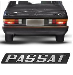 *** EMBLEMA (PASSAT) VW PASSAT 74/83 CROMADO COM FUNDO PRETO (REGUA) MARCON 334.