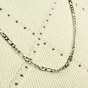 Colar Prateado em Aço Inox