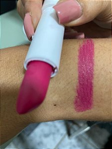 Batom matte chocolate cor 4-Wike Make 2,5g