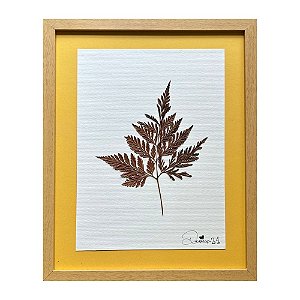 Colagem Renda Portuguesa P em Papel Reciclado - By Regina Duarte