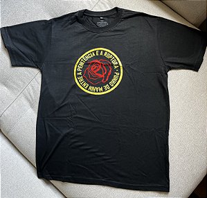 Camiseta Punho de Mahin | Rosa-Carimbo