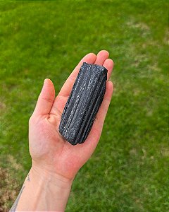 Turmalina Negra para Ambientes 100 à 300g - Proteção Energética e Espiritual, Inseguranças e Soluções